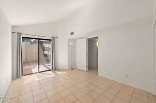 7618 E Callisto Cir, Tucson, AZ 85715 - Photo 6