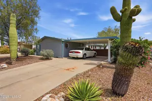 8974 N Valhalla Dr, Tucson, AZ 85743 - Photo 2