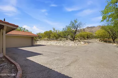 5301 E Placita Bosque, Tucson, AZ 85718 - Photo 4