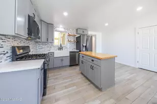 351 S Holcomb Pl, Vail, AZ 85641 - Photo 6