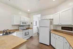 433 W Deerwood Ln, Green Valley, AZ 85614 - Photo 6