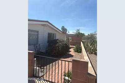 6 W La Pinon, Green Valley, AZ 85614 - Photo 4