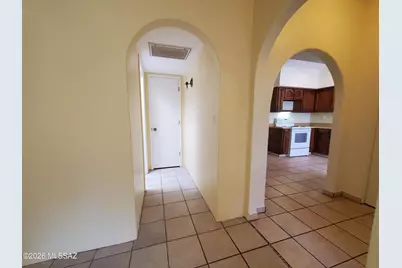 4145 N Via Villas, Tucson, AZ 85719 - Photo 12
