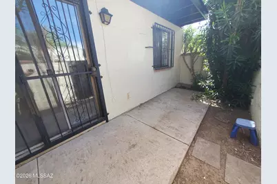 4145 N Via Villas, Tucson, AZ 85719 - Photo 32