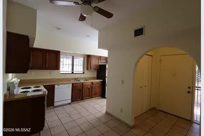 4145 N Via Villas, Tucson, AZ 85719 - Photo 8