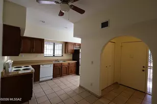 4145 N Via Villas, Tucson, AZ 85719 - Photo 8