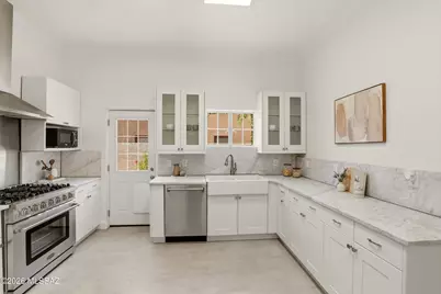 2210 E 6th Street, Tucson, AZ 85719 - Photo 12