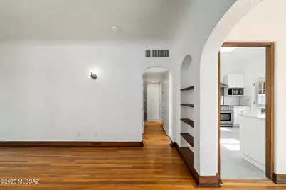 2210 E 6th Street, Tucson, AZ 85719 - Photo 14