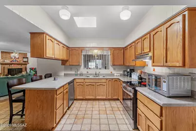 4520 N VÃ­a Sinuosa, Tucson, AZ 85745 - Photo 8