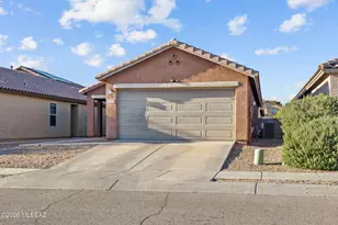 7570 E Kinnison Wash Loop, Tucson, AZ 85730 - Photo 4