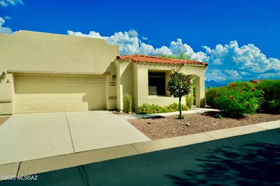 733 W Shadow Wood Street, Green Valley, AZ 85614 - Photo 2