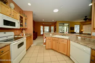 733 W Shadow Wood St, Green Valley, AZ 85614 - Photo 26