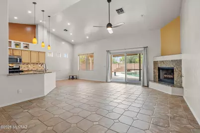 9551 N Crestone Drive, Tucson, AZ 85742 - Photo 4