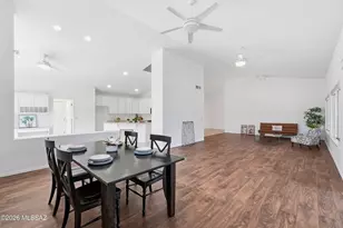 1563 N Rush Creek Ct, Green Valley, AZ 85614 - Photo 10