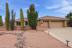 1563 N Rush Creek Ct, Green Valley, AZ 85614 - Photo 8