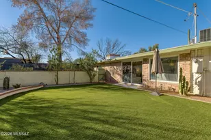 7076 E Arrowhead Dr, Tucson, AZ 85715 - Photo 40