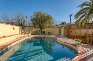 7076 E Arrowhead Dr, Tucson, AZ 85715 - Photo 36
