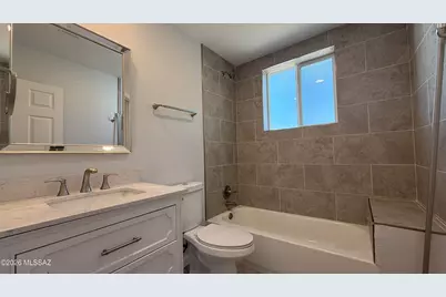8449 E Kent Place, Tucson, AZ 85710 - Photo 20