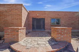 2150 Cerrada Nopal, Tucson, AZ 85718 - Photo 2