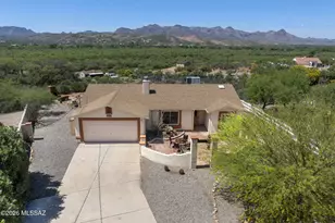 1432 Diamante Ct, Rio Rico, AZ 85648 - Photo 4