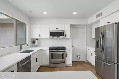 3291 W Coriander Drive, Tucson, AZ 85741 - Photo 12