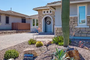 7245 W Secret Bluff Ps, Marana, AZ 85658 - Photo 2