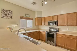 1107 S Speckled Stone Way, Tucson, AZ 85710 - Photo 8