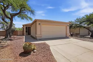 174 E Camino De Diana, Green Valley, AZ 85614 - Photo 4