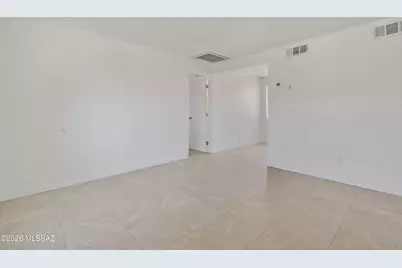 5813 E 23rd Street, Tucson, AZ 85711 - Photo 8