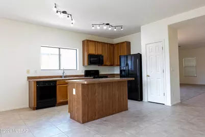 12935 N Desert Olive Drive, Oro Valley, AZ 85755 - Photo 8