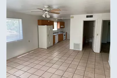 1010 E Elm Street #3, Tucson, AZ 85719 - Photo 4