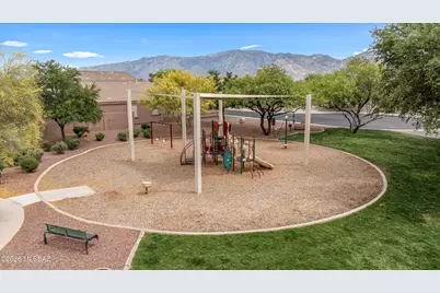 327 W Klinger Canyon Drive, Oro Valley, AZ 85755 - Photo 40