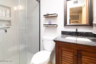 8201 N Carolyn Pl, Tucson, AZ 85704 - Photo 22