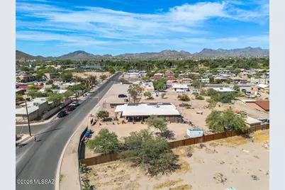 1202 W Riverview Boulevard, Tucson, AZ 85745 - Photo 4