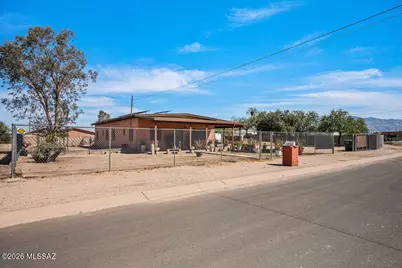 1202 W Riverview Boulevard, Tucson, AZ 85745 - Photo 8