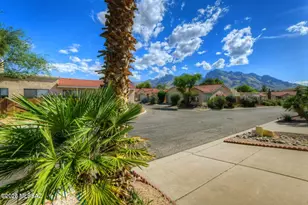 10407 N Fair Desert Dr, Oro Valley, AZ 85737 - Photo 8