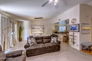 10407 N Fair Desert Dr, Oro Valley, AZ 85737 - Photo 18