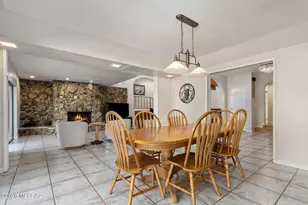 475 W Valoro Dr, Tucson, AZ 85737 - Photo 22