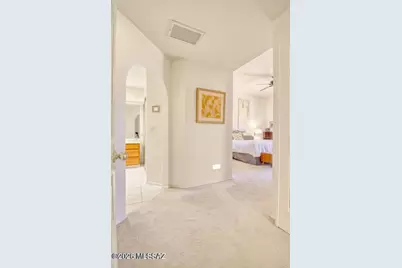 784 E Camino Diestro, Oro Valley, AZ 85704 - Photo 28