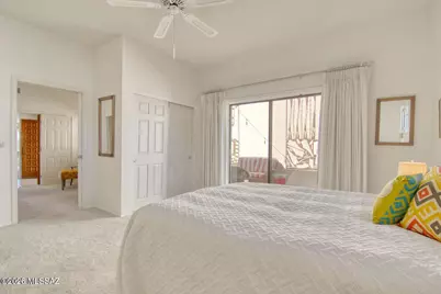 784 E Camino Diestro, Oro Valley, AZ 85704 - Photo 40