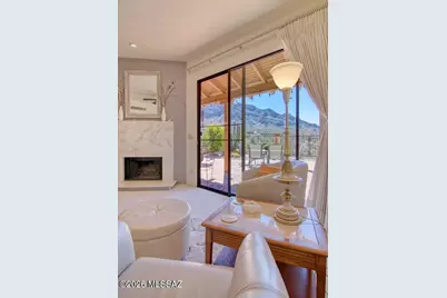 784 E Camino Diestro, Oro Valley, AZ 85704 - Photo 12