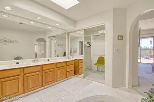 784 E Camino Diestro, Oro Valley, AZ 85704 - Photo 30