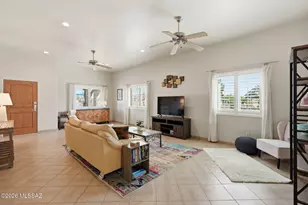 180 E Placita De Aretes, Green Valley, AZ 85614 - Photo 8