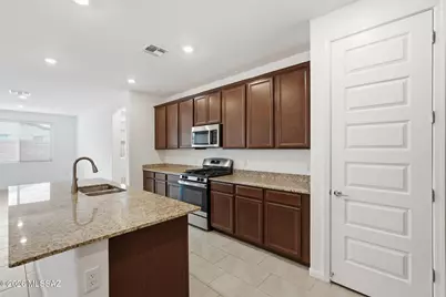 6704 E Caminito La Piscina, Tucson, AZ 85756 - Photo 14