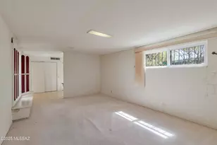 1047 E Hedrick Dr, Tucson, AZ 85719 - Photo 20