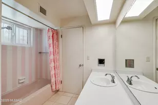 1047 E Hedrick Dr, Tucson, AZ 85719 - Photo 24