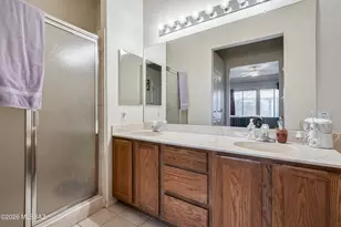 271 W Continental Vista Pl, Green Valley, AZ 85614 - Photo 30