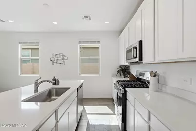 693 W Calle Las Varitas, Sahuarita, AZ 85629 - Photo 12