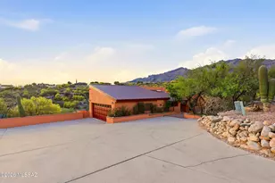 5776 E Paseo Cimarron, Tucson, AZ 85750 - Photo 2