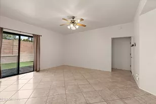 610 W Kidd Pl, Oro Valley, AZ 85737 - Photo 4